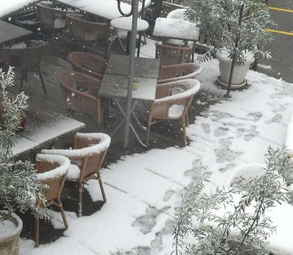 Restaurant Henri Iv Hotel *