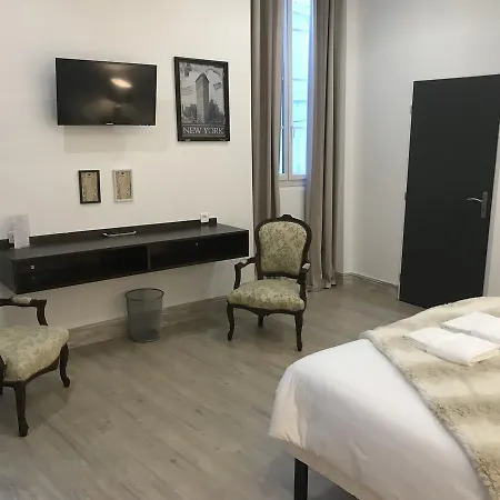 Otel Restaurant Henri Iv *